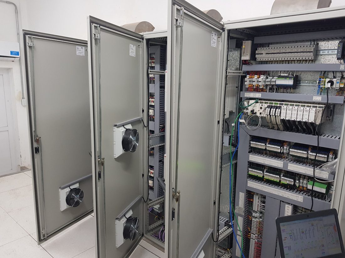 Tableros eléctricos diseñados y armados por AyCE Ingeniería