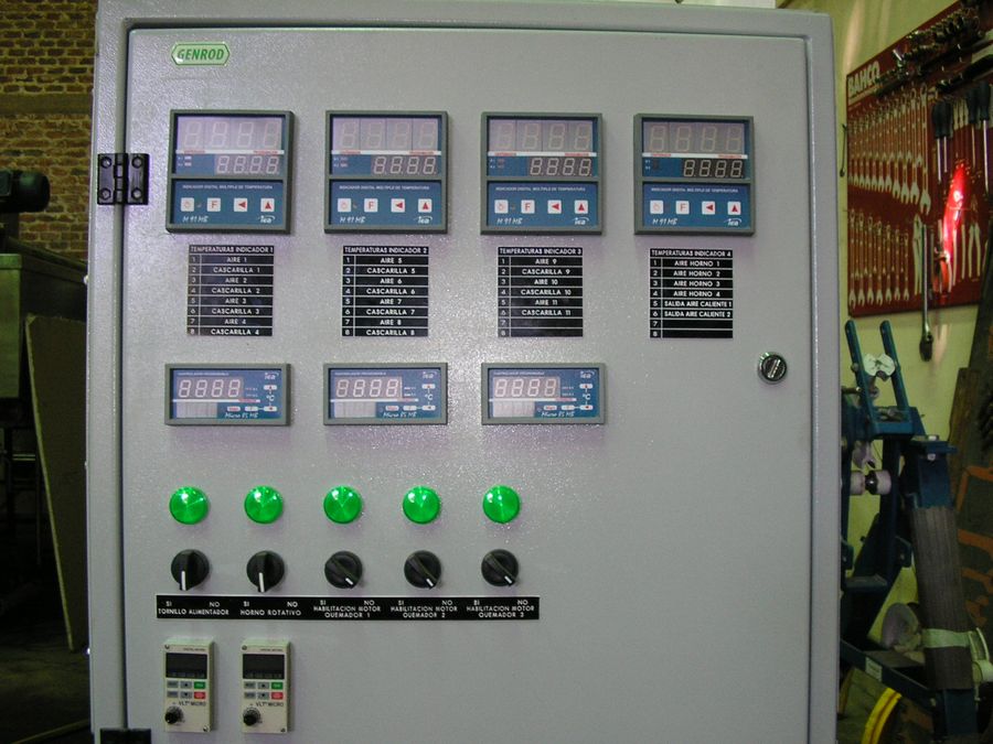 Tablero eléctrico en obra
