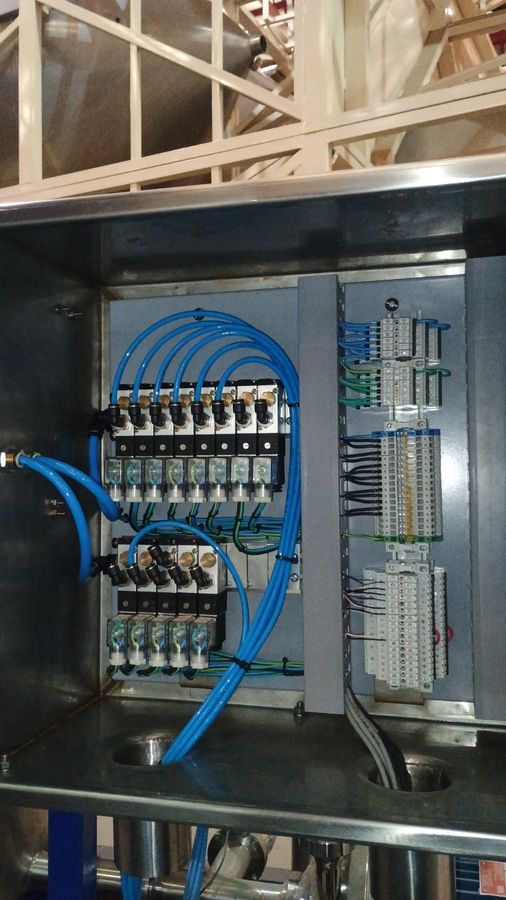 Tablero eléctrico en obra